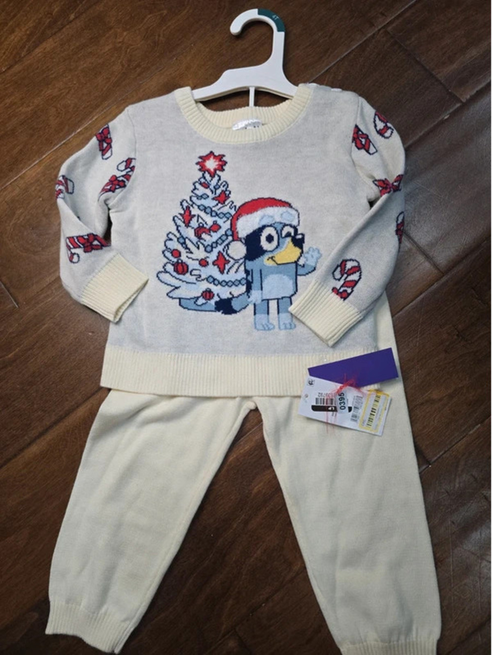 12m brand new bluey from disney christmas outfit, item 395G6